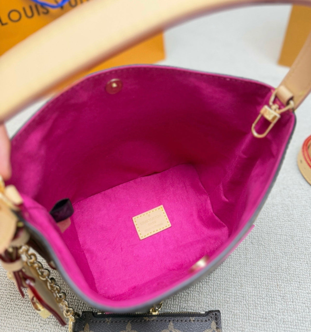 Serenityll™ 2001134 Luxury Bag 16*19cm