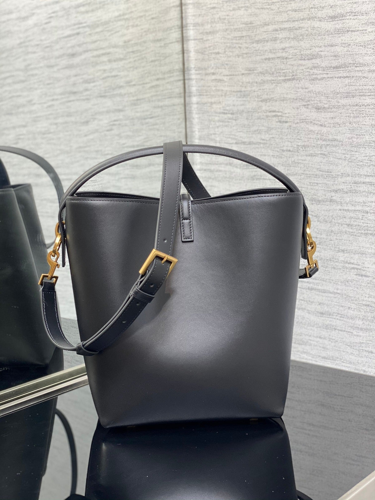 Serenityll™ 100214 Luxury Bag - 20 X 25 X 16 CM