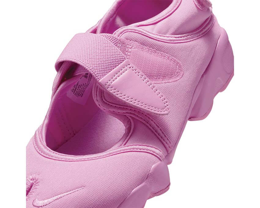 Nike Air Rift W "Light Magenta"