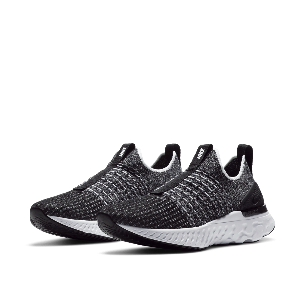Phantom Run FlyKnit 2 Women's :Black | White