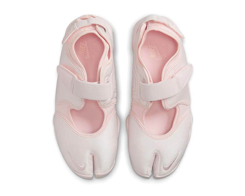 Nike Air Rift SE W "Light Soft Pink"