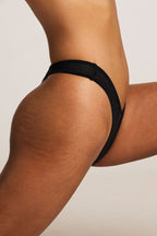 Sieve Dipped Thong in Black