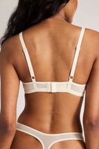 Sieve Dipped Thong in Cream