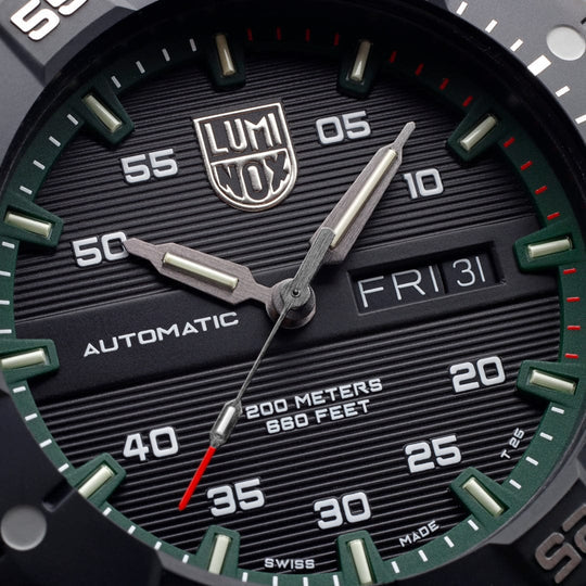 Luminox Master Carbon SEAL Automatic Mens Dive Watch XS.3877
