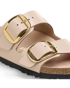 Arizona Big Buckle High Shine New Beige Leather Sandals