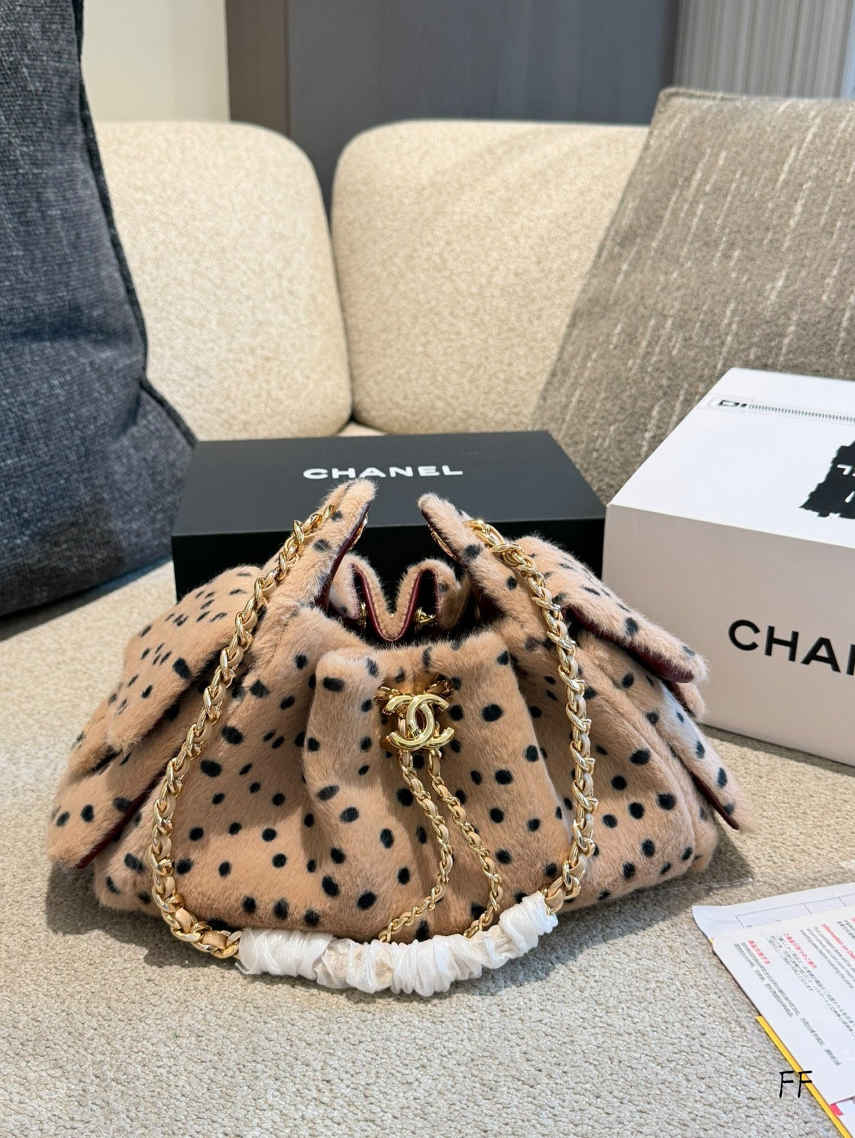 Serenityll™ 2001166 Luxury Bag 22cm