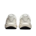 Revolution 8 Women's :Sail | White