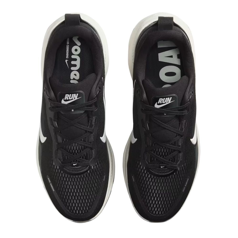 Vomero 18 Wide Men's :Black | Coconut Milk