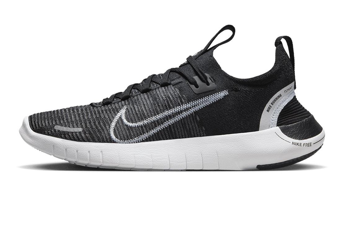 Free RN Next Nature Women's :Black | White