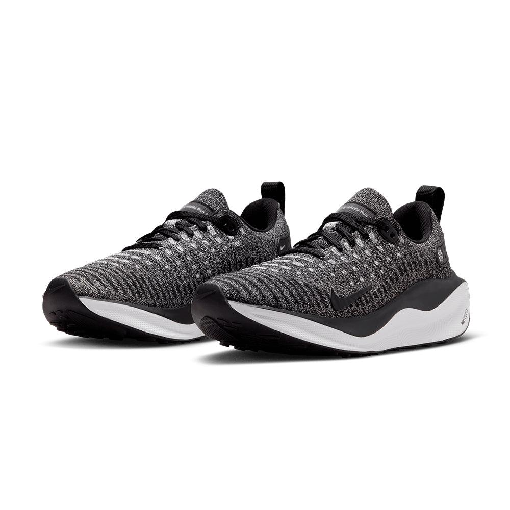 InfinityRN 4 Women's :Black | White