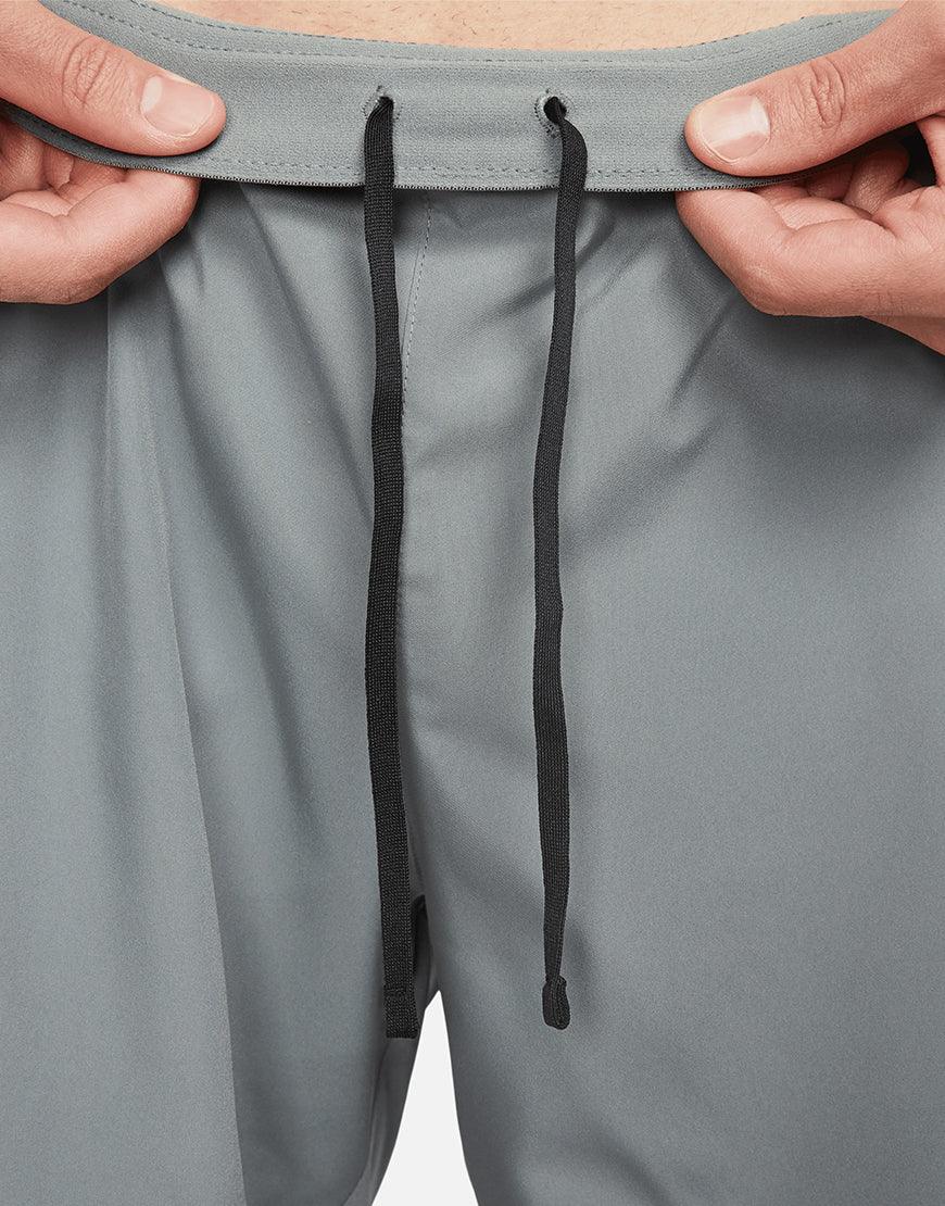 Men's DriFIT Challenger 7in Shorts :Smoke Grey