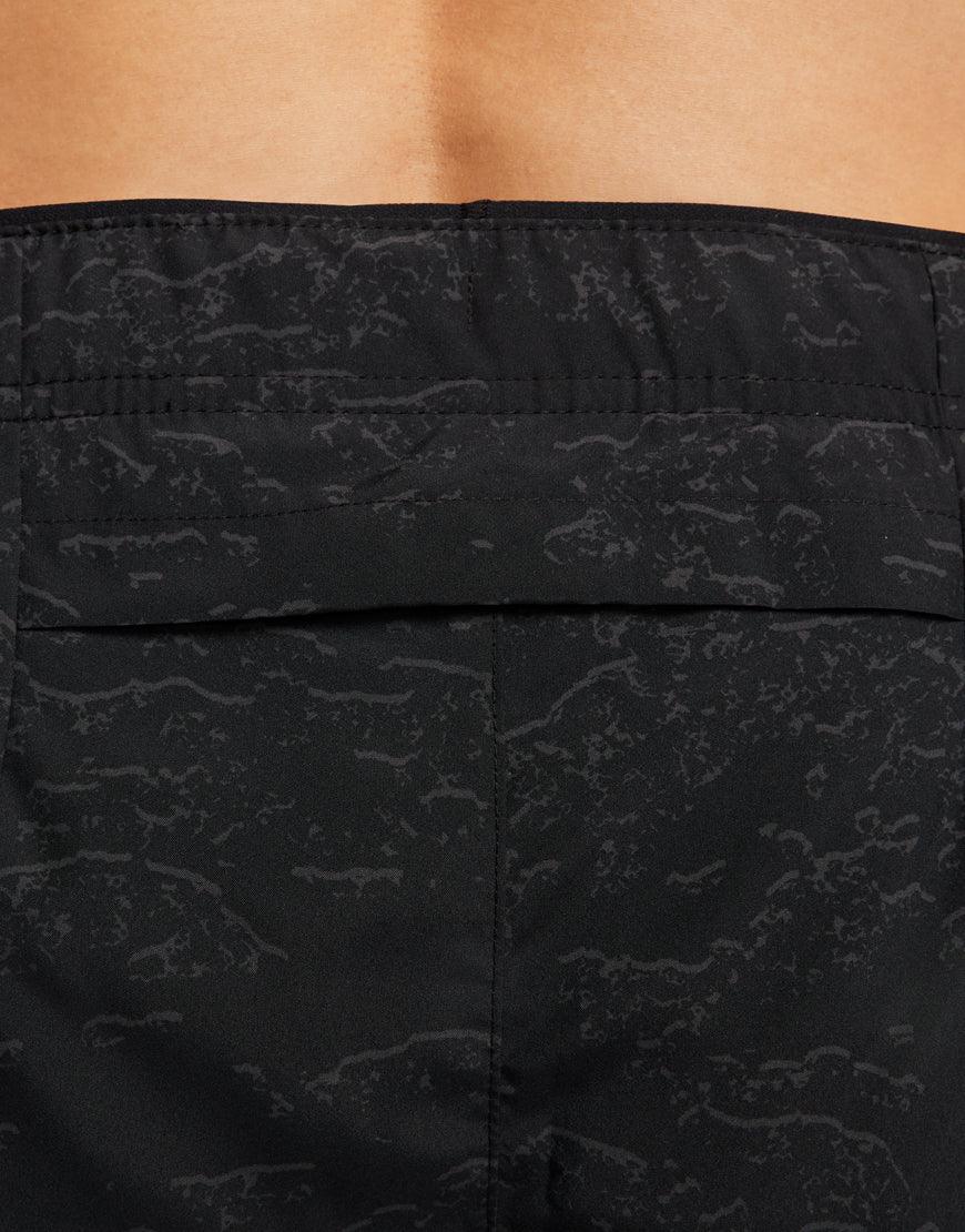 Men's DriFIT Run Division Challenger 7in Brief Lined Shorts :Black