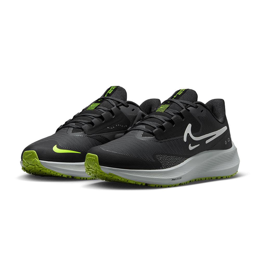 Pegasus Shield Women's: Black | Dark Smoke Grey